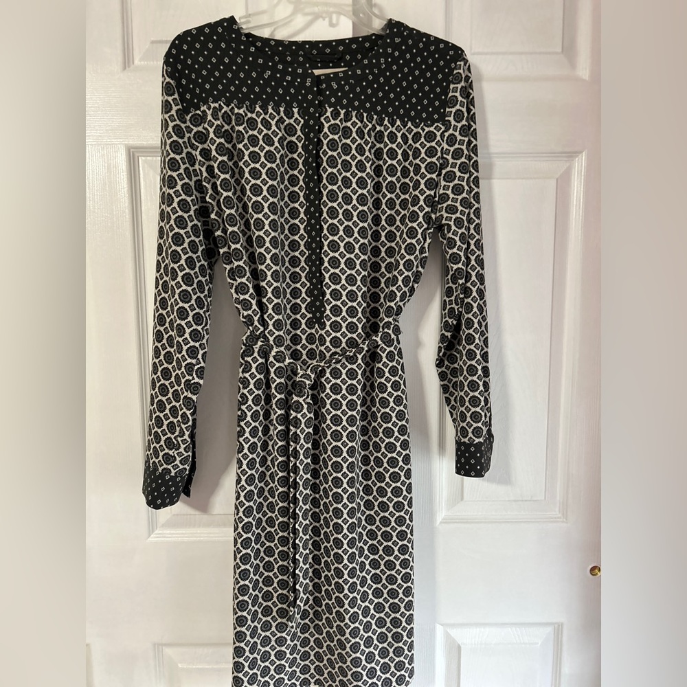 Ann Taylor Loft Black and Cream Dress